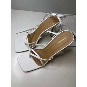 Pre-Loved PrettyLittleThing White Strappy Lace-Up Stiletto Heels – Size 7